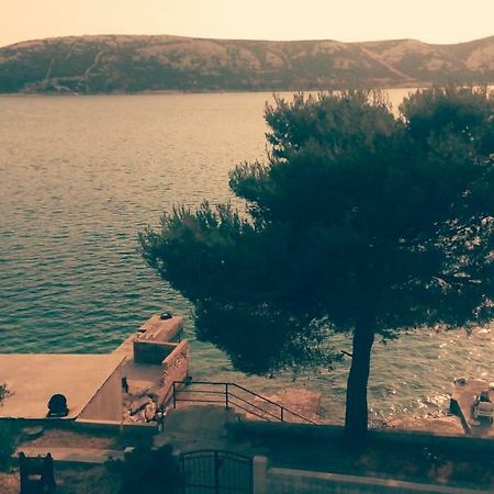 Sea Breeze Apartments With Private Beach And Boat Anchorage スタラ・ノヴァリャ エクステリア 写真