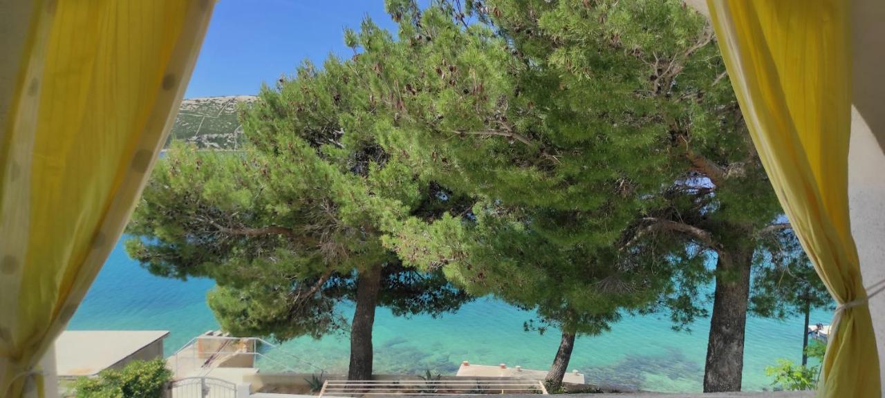 Sea Breeze Apartments With Private Beach And Boat Anchorage スタラ・ノヴァリャ エクステリア 写真