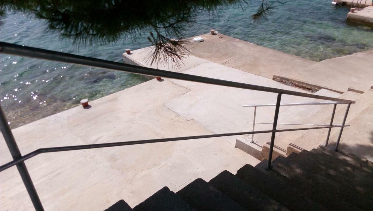 Sea Breeze Apartments With Private Beach And Boat Anchorage スタラ・ノヴァリャ エクステリア 写真