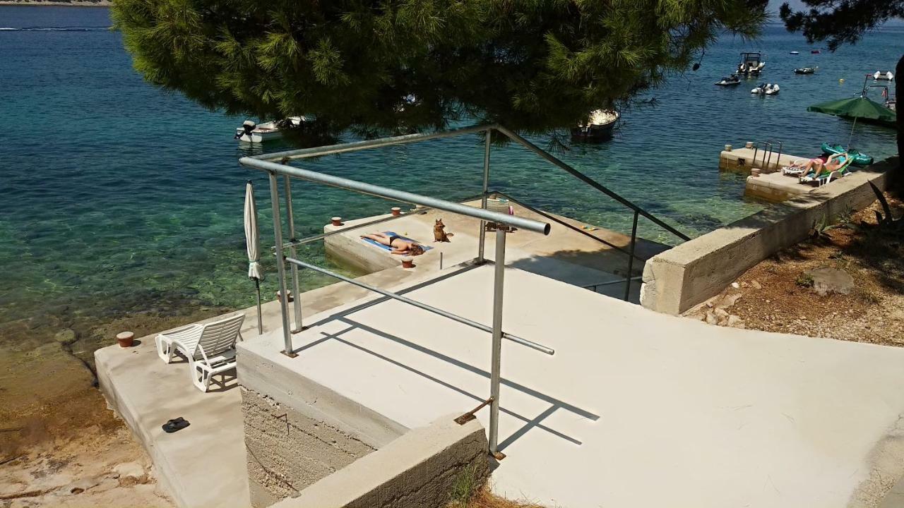 Sea Breeze Apartments With Private Beach And Boat Anchorage スタラ・ノヴァリャ エクステリア 写真